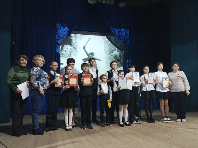 «Мы помним тебя, Сталинград»: в посёлке Реконструкция прошёл поэтический конкурс к 82-й годовщине победы в Сталинградской битве