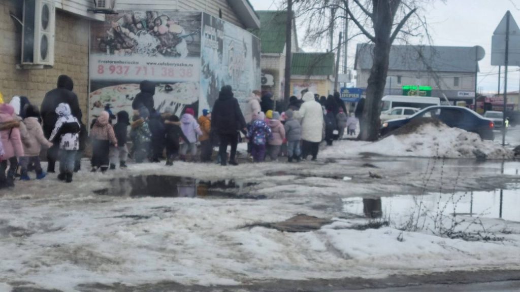 В Михайловке эвакуировали автовокзал, детские сады и поликлинику