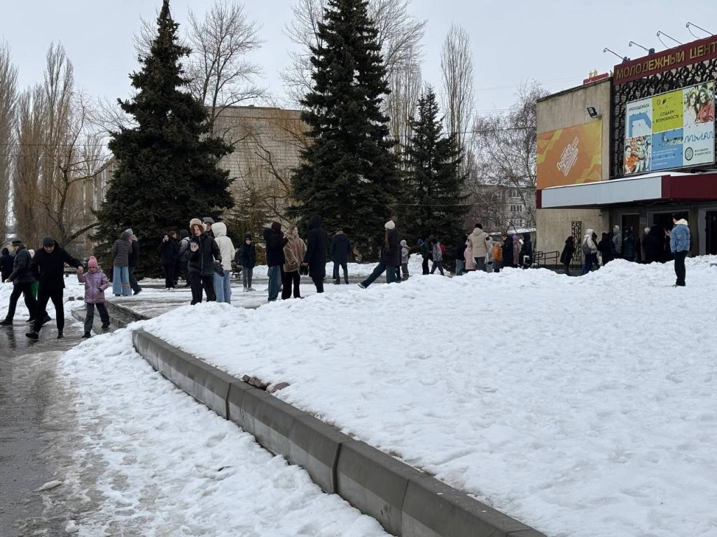 В Михайловке в школах прошли массовые эвакуации