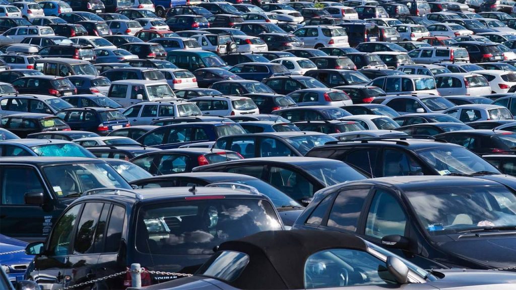 С 1 сентября в России значительно вырастут госпошлины на автомобильные услуги