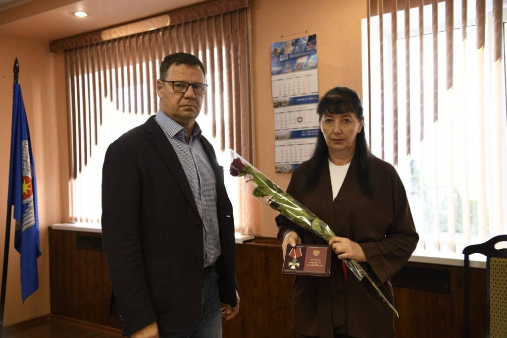 В Михайловке наградили семьи погибших участников СВО