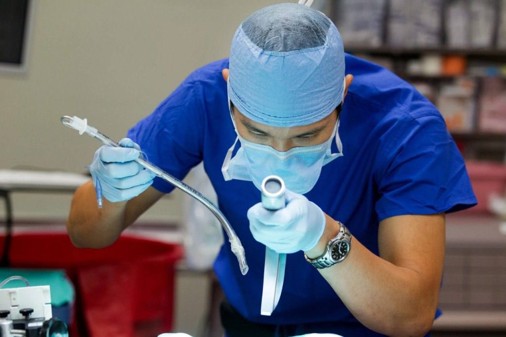 Врач из Михайловки обвиняется в мошенничестве с анестезией