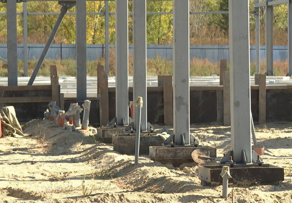 Подрядчик сорвал сроки: в Михайловке в очередной раз отменили строительство катка с искусственным льдом