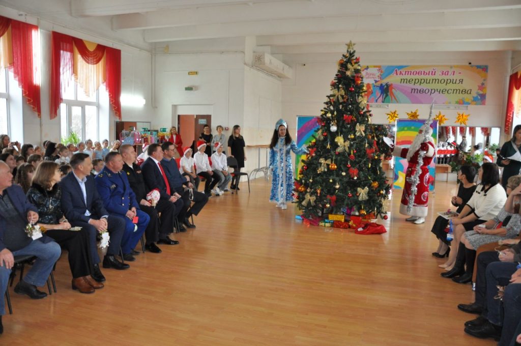 Новогодние мечты михайловских детей стали реальностью