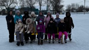 Ледовая арена на городском стадионе стала центром зимнего досуга для юных спортсменов