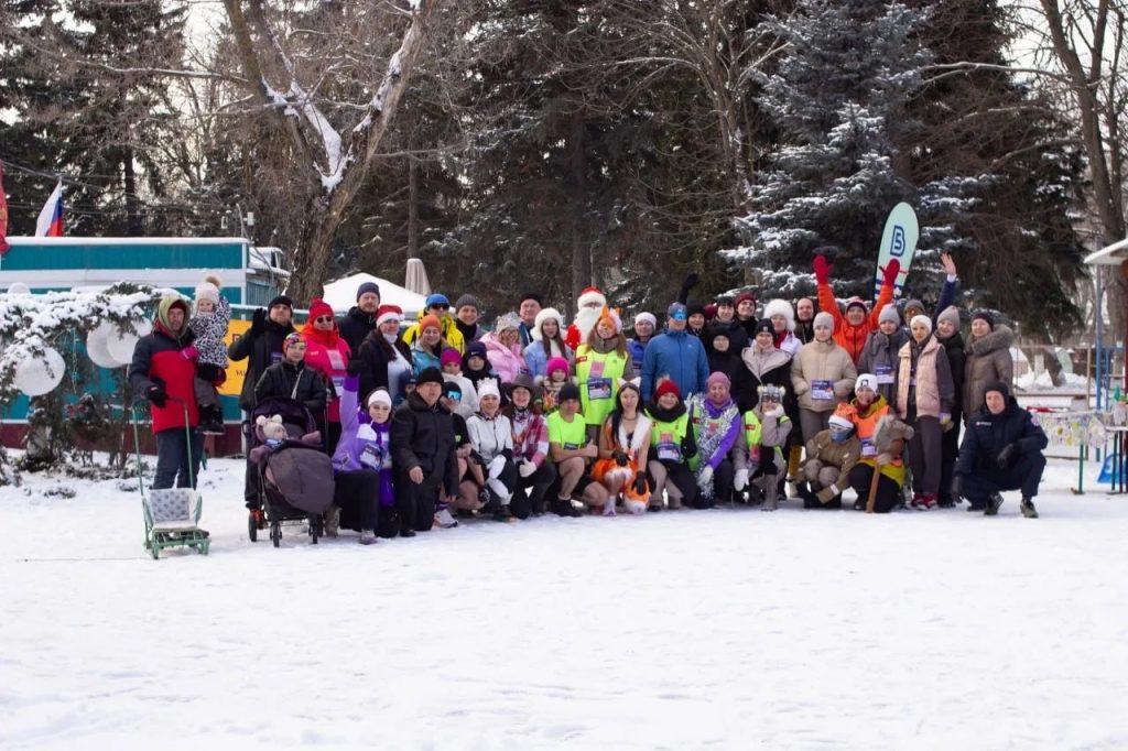 Новогодний забег в Михайловке собрал десятки участников