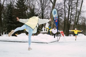 Субботний забег в Михайловке: 16 участников преодолели ледяную трассу