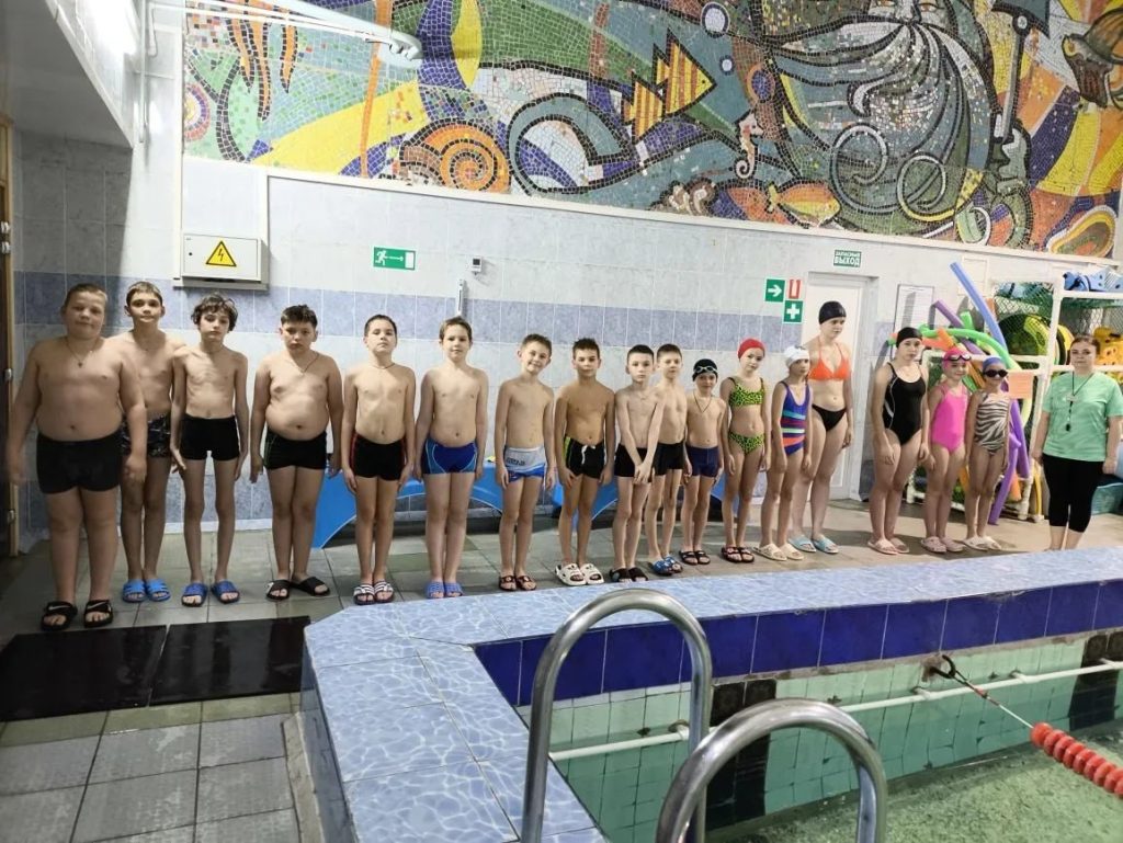 Юные пловцы Михайловки успешно сдали нормативы ГТО