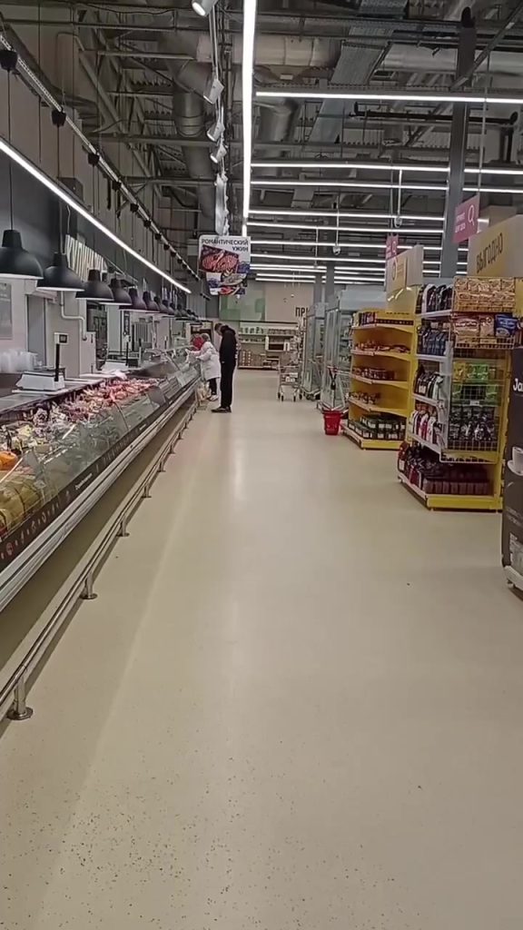 В гипермаркете «Магнит» в Михайловке обнаружен хлеб с погибшей мухой