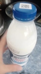 Жительница Михайловки пожаловалась на качество молока из «Магнита»