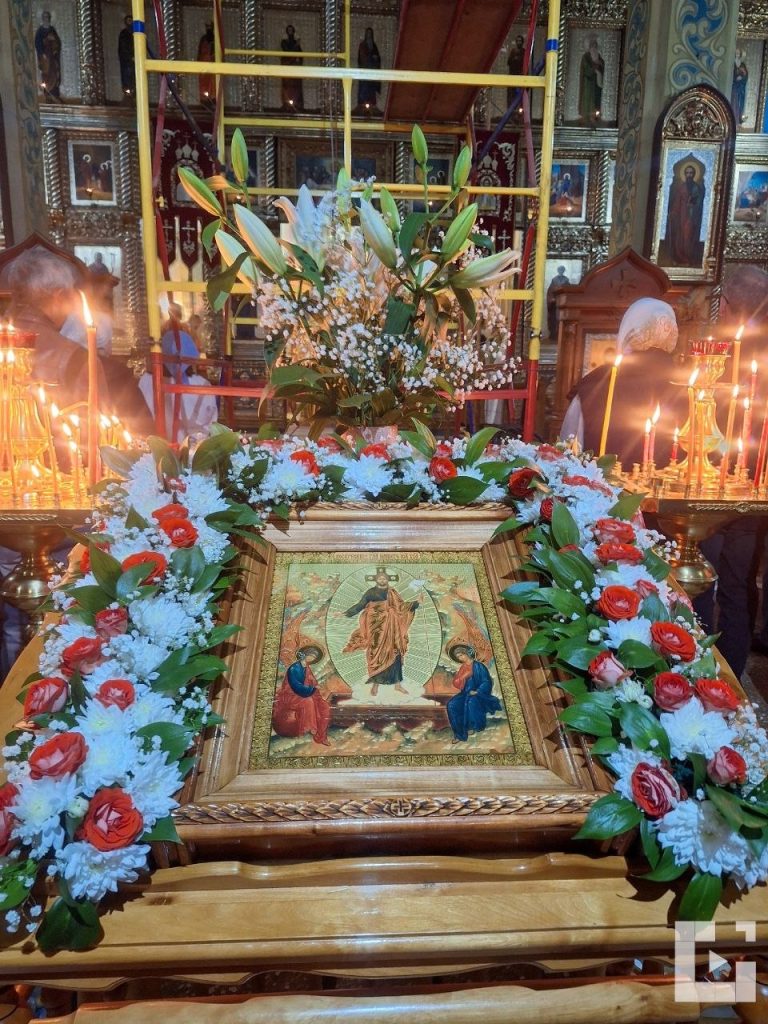 Пасхальное богослужение в храме Святителя Николая Чудотворца: расписание на 12 апреля