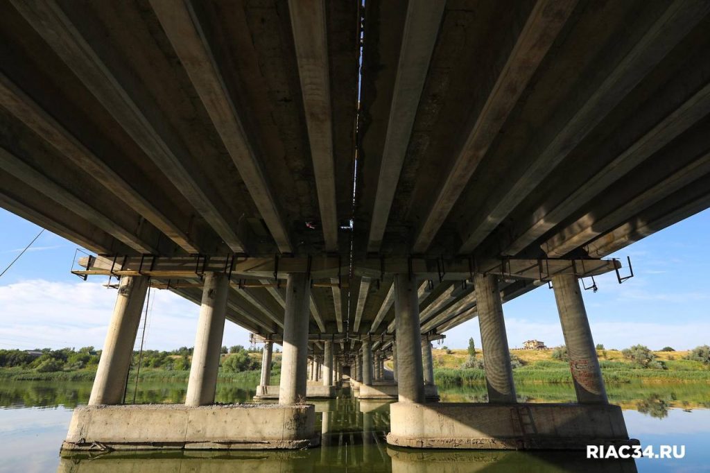 Реконструкция моста через балку Липов Яр в Михайловке: ход работ